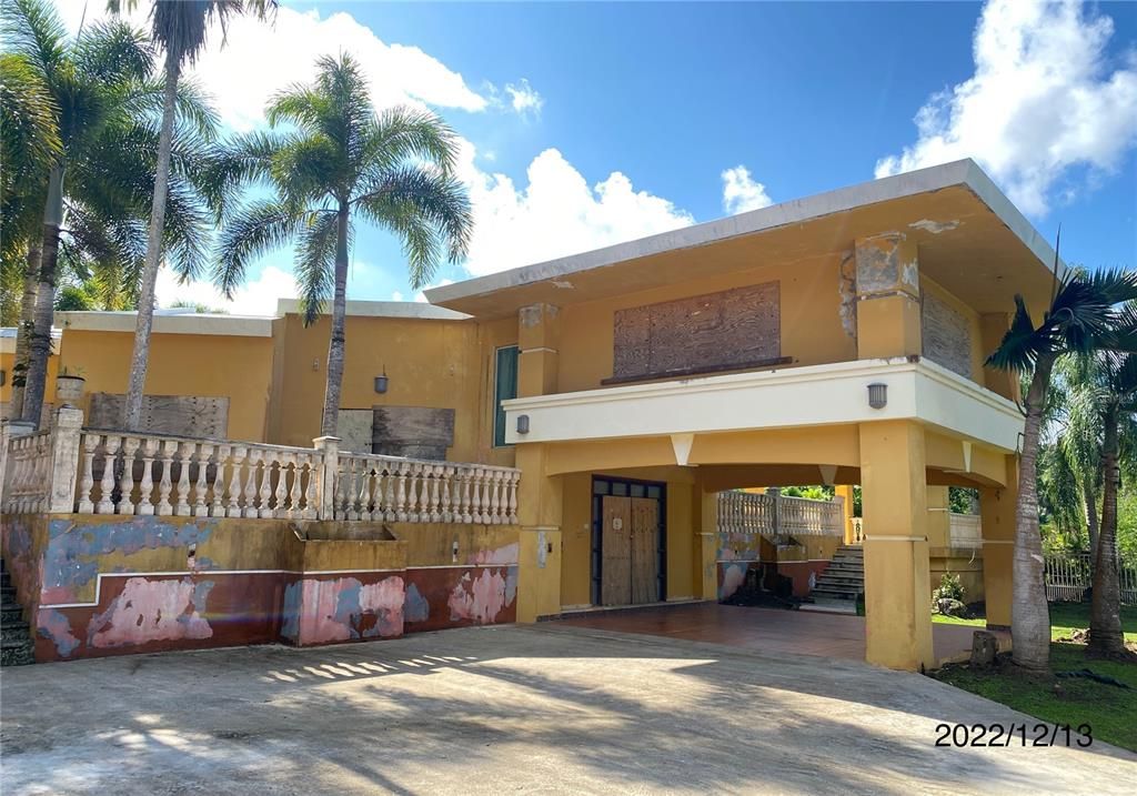 Vendido Recientemente: $349,900 (4 camas, 2 baños, 0 Pies cuadrados)