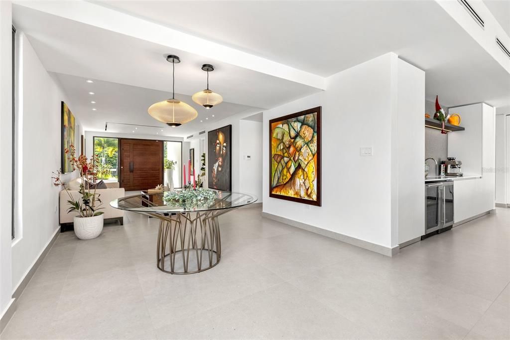 Recently Sold: $2,150,000 (3 beds, 3 baths, 3169 Square Feet)