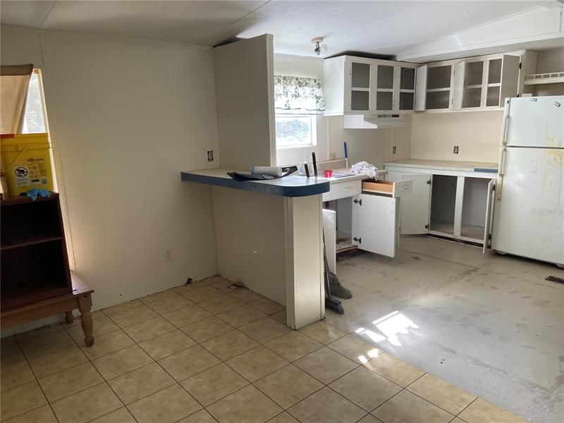 Vendido Recientemente: $105,000 (3 camas, 2 baños, 1224 Pies cuadrados)