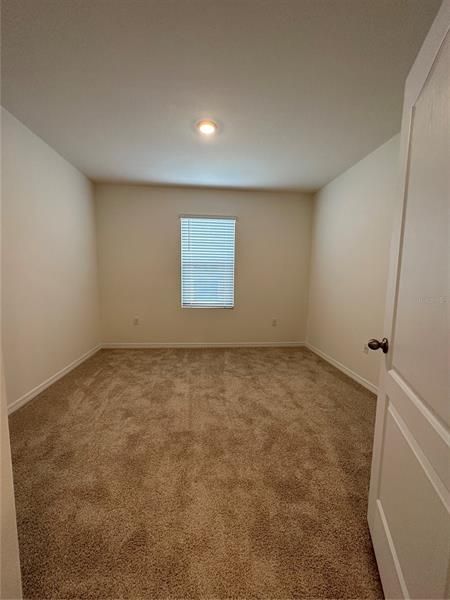 Recently Rented: $2,000 (4 beds, 2 baths, 1828 Square Feet)