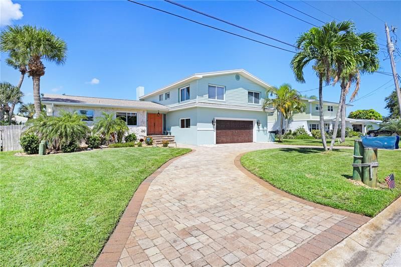 Recently Sold: $874,900 (4 beds, 3 baths, 2557 Square Feet)