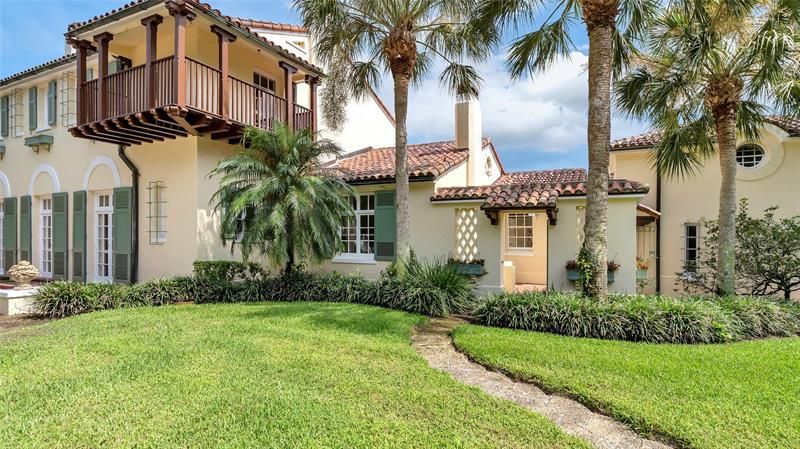 Recently Sold: $1,250,000 (4 beds, 6 baths, 4377 Square Feet)