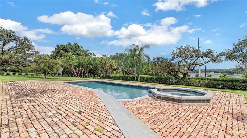 Recently Sold: $1,250,000 (4 beds, 6 baths, 4377 Square Feet)