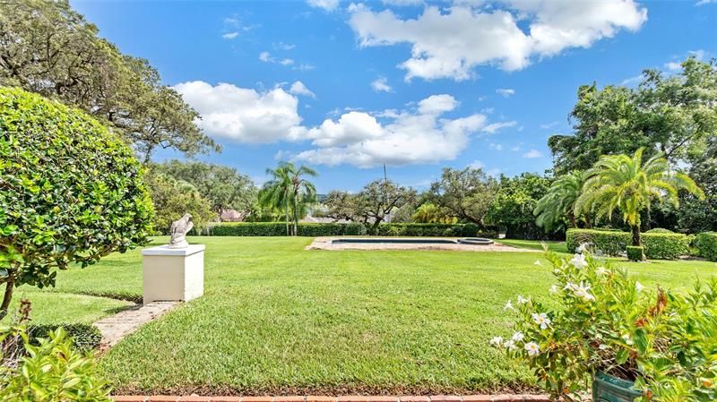 Recently Sold: $1,250,000 (4 beds, 6 baths, 4377 Square Feet)