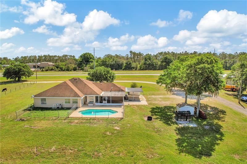 Recently Sold: $695,000 (3 beds, 3 baths, 2662 Square Feet)