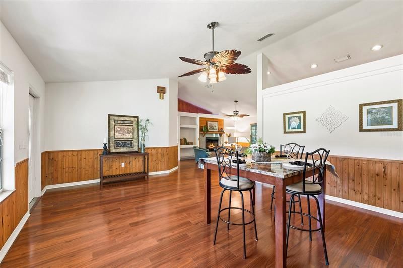Recently Sold: $515,000 (5 beds, 3 baths, 2341 Square Feet)