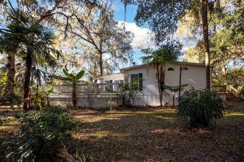 Recently Sold: $385,000 (3 beds, 2 baths, 2114 Square Feet)