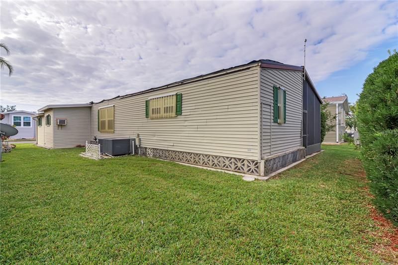 Recently Sold: $89,000 (2 beds, 2 baths, 1167 Square Feet)