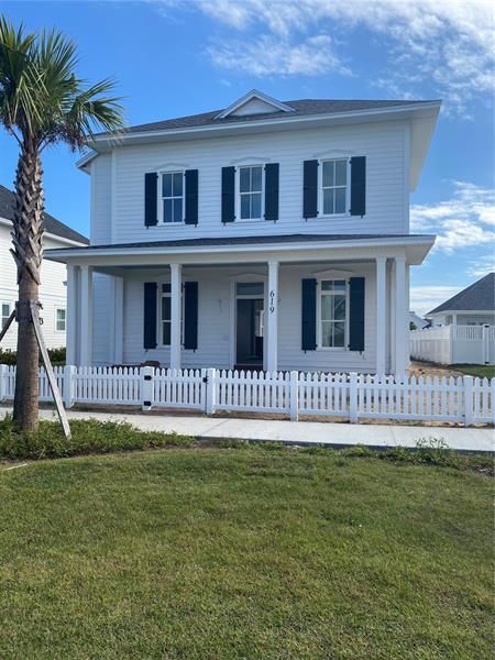 Recently Sold: $775,880 (4 beds, 3 baths, 2534 Square Feet)