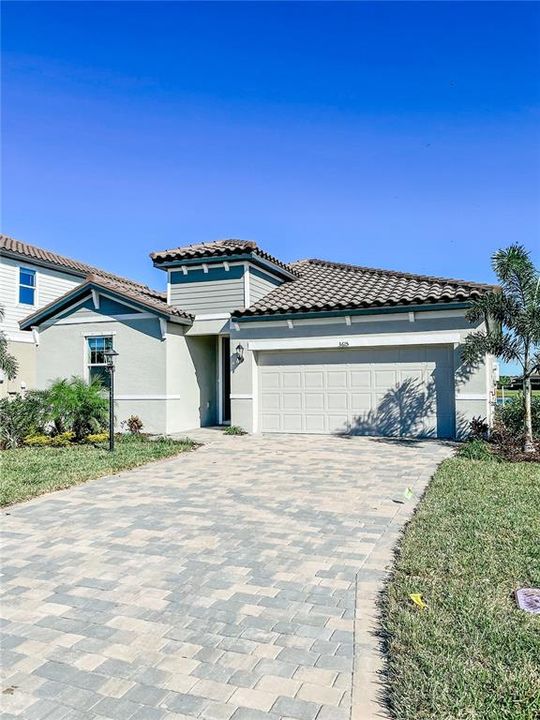 Recently Sold: $543,140 (4 beds, 2 baths, 1908 Square Feet)