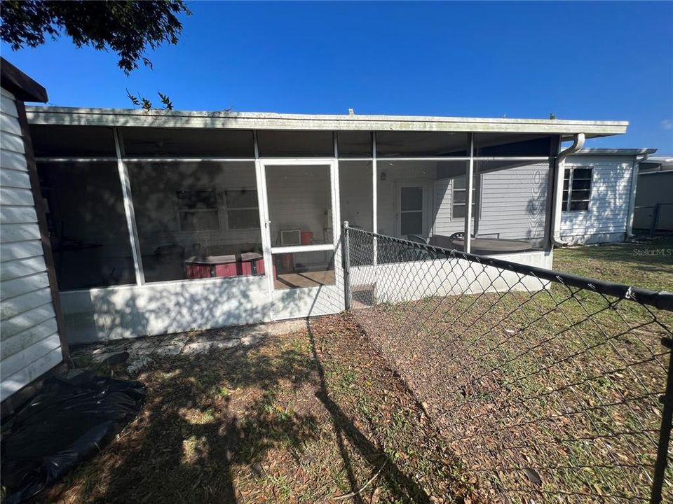 Recently Sold: $110,000 (2 beds, 1 baths, 1248 Square Feet)