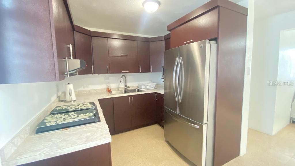 Recently Sold: $150,000 (2 beds, 2 baths, 824 Square Feet)