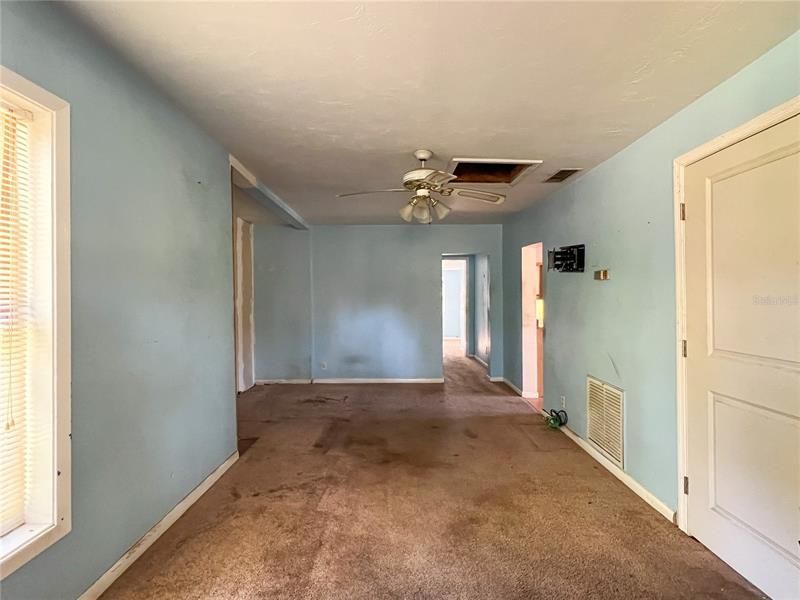 Recently Sold: $67,000 (3 beds, 1 baths, 970 Square Feet)