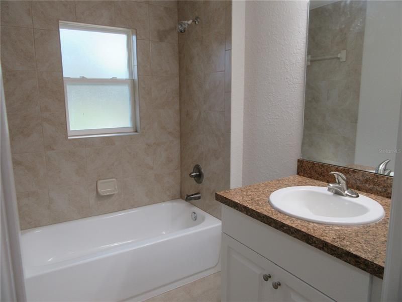 Недавно арендовано: $1,700 (3 спален, 2 ванн, 1394 Квадратных фут)