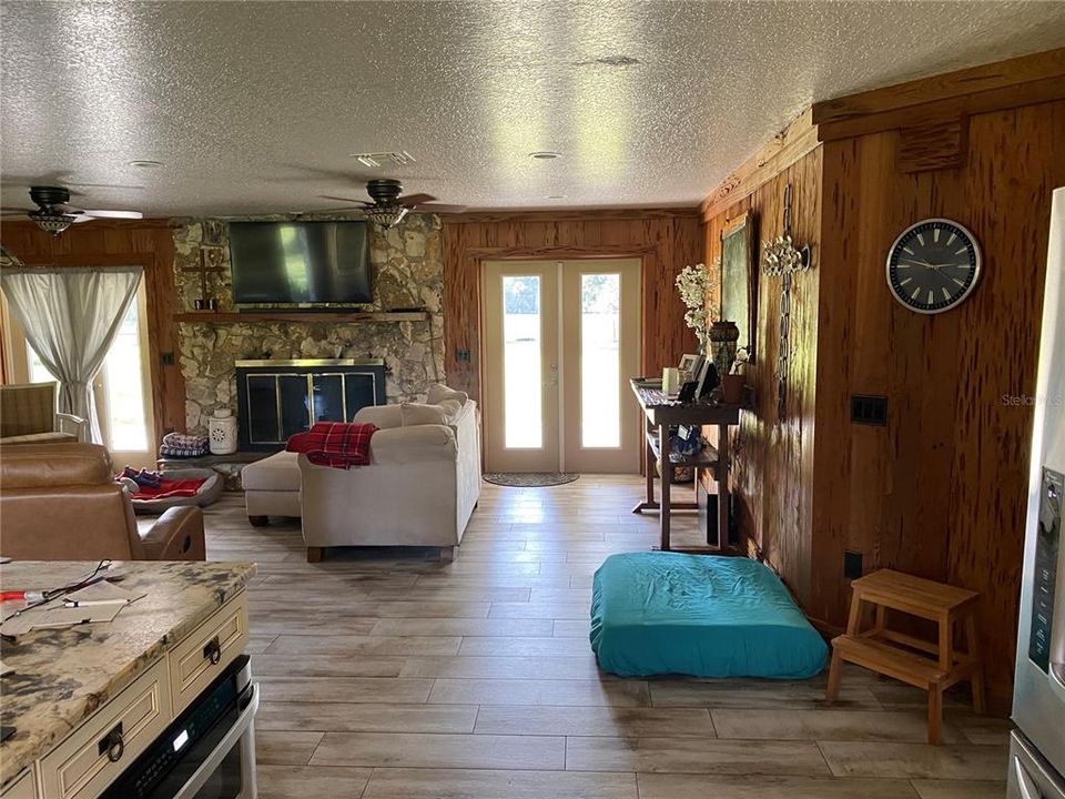 For Sale: $3,000,000 (2 beds, 2 baths, 2280 Square Feet)