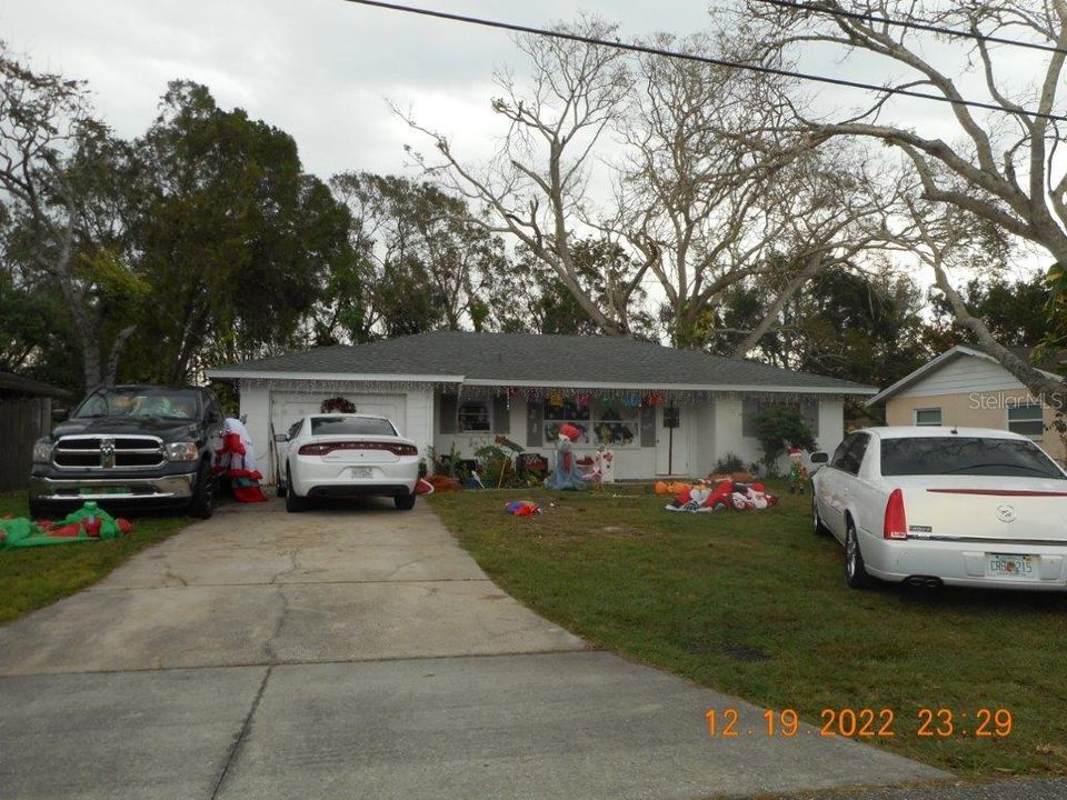 Recently Sold: $249,999 (5 beds, 2 baths, 1349 Square Feet)