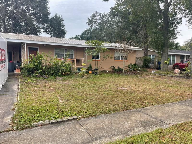 Recently Sold: $265,000 (4 beds, 2 baths, 1220 Square Feet)