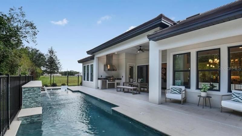 Recently Sold: $1,500,000 (4 beds, 5 baths, 4538 Square Feet)