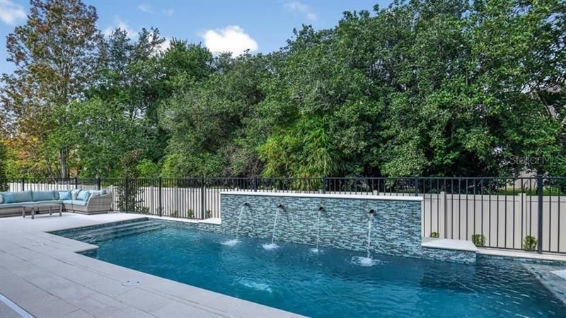 Recently Sold: $1,500,000 (4 beds, 5 baths, 4538 Square Feet)