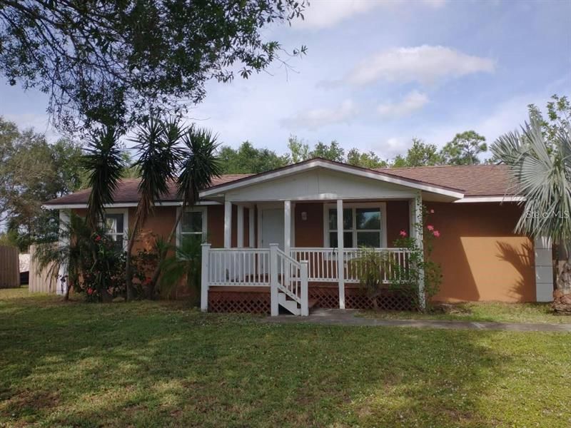 Recently Sold: $230,000 (4 beds, 3 baths, 1200 Square Feet)