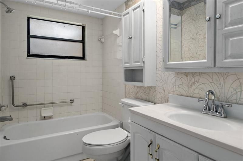 最近售出: $162,500 (2 贝兹, 2 浴室, 1250 平方英尺)