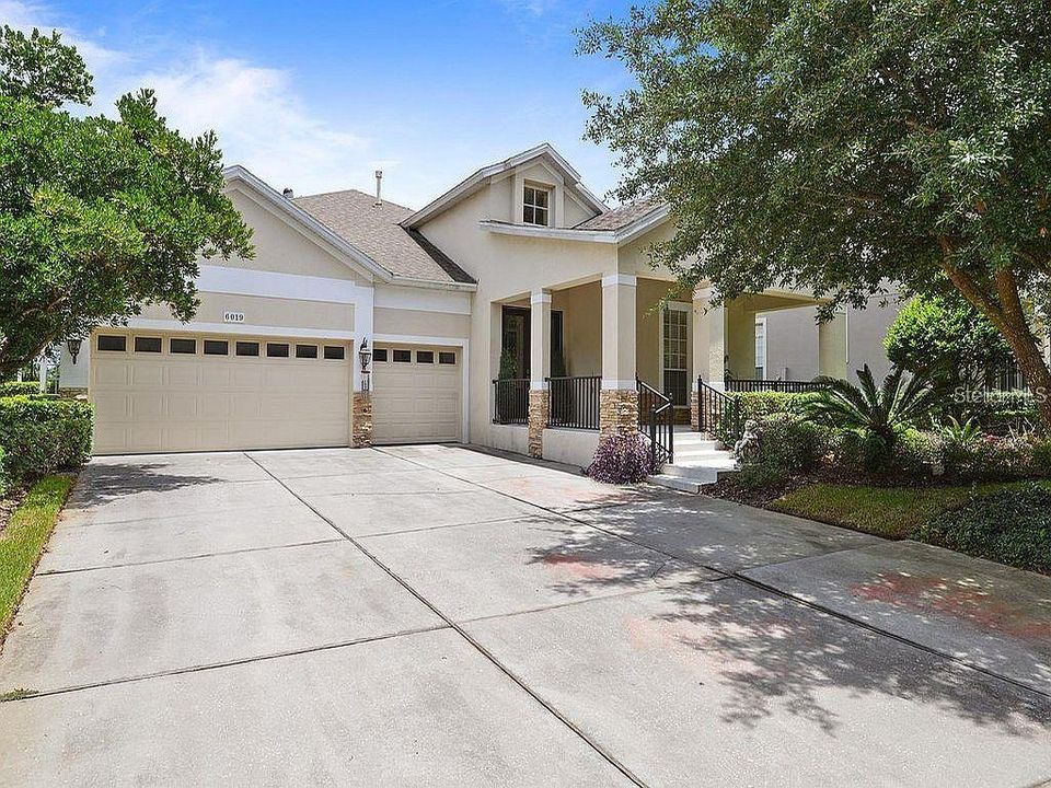 Recently Sold: $950,000 (5 beds, 4 baths, 3350 Square Feet)