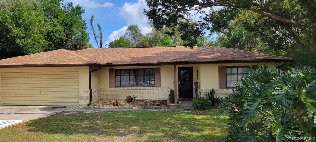 Recently Sold: $258,400 (2 beds, 2 baths, 1137 Square Feet)