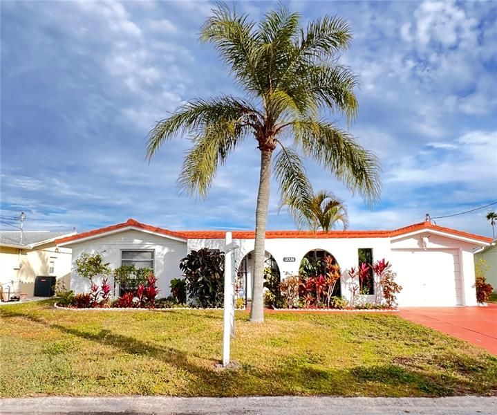 Recently Sold: $499,000 (2 beds, 2 baths, 1258 Square Feet)