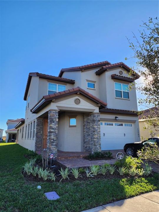 Recently Sold: $623,700 (4 beds, 3 baths, 2699 Square Feet)