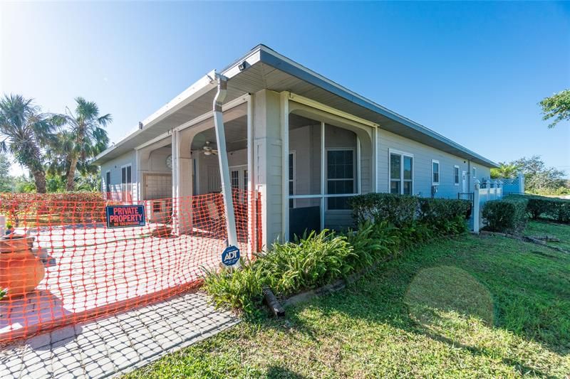 Recently Sold: $535,000 (2 beds, 2 baths, 2152 Square Feet)