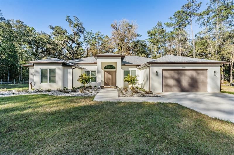 Recently Sold: $600,000 (5 beds, 3 baths, 2650 Square Feet)
