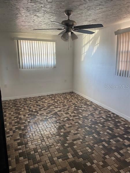 Recently Rented: $2,450 (4 beds, 2 baths, 1376 Square Feet)