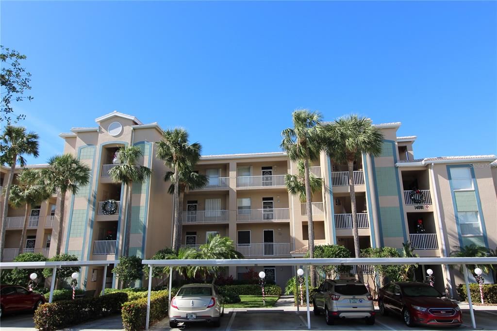 Vendido Recientemente: $345,000 (2 camas, 2 baños, 1127 Pies cuadrados)