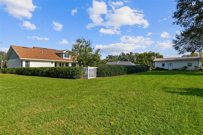 Recently Sold: $750,000 (3 beds, 2 baths, 3935 Square Feet)