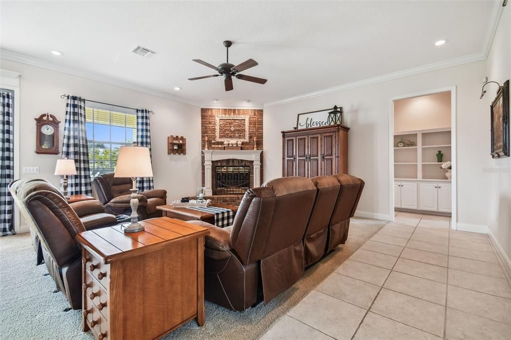 Recently Sold: $750,000 (3 beds, 2 baths, 3935 Square Feet)