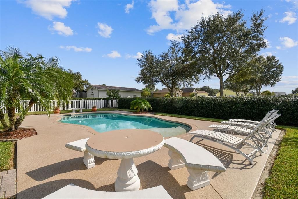 Recently Sold: $750,000 (3 beds, 2 baths, 3935 Square Feet)