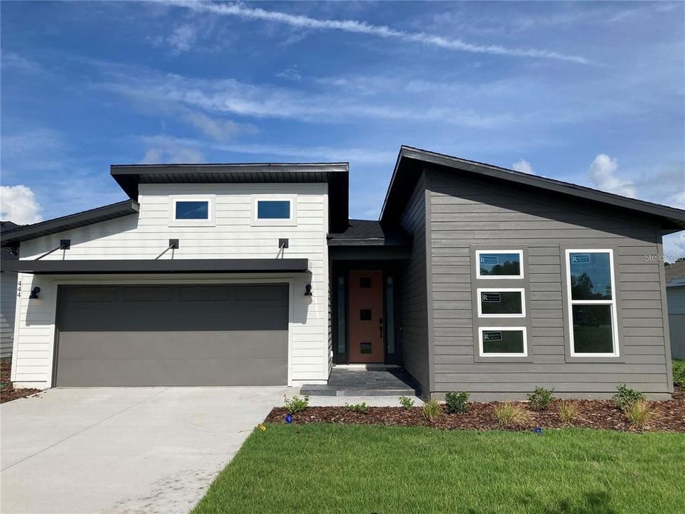 Recently Sold: $549,000 (3 beds, 2 baths, 2018 Square Feet)