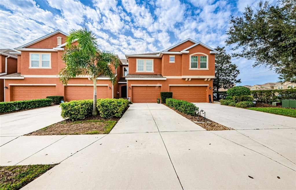 Recently Sold: $310,000 (3 beds, 2 baths, 1435 Square Feet)