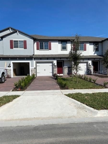 Recently Sold: $369,340 (3 beds, 2 baths, 1569 Square Feet)