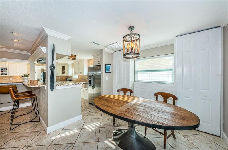 Recently Sold: $1,395,000 (3 beds, 2 baths, 1911 Square Feet)