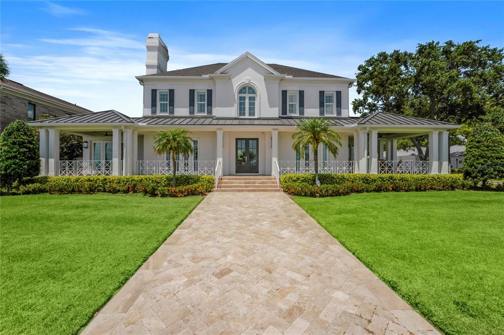 Recently Sold: $6,290,000 (5 beds, 4 baths, 4973 Square Feet)