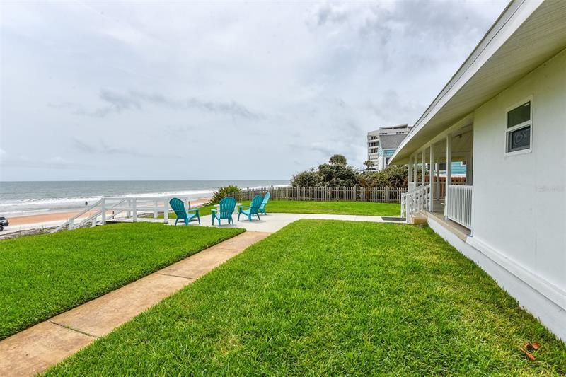 Recently Sold: $1,475,000 (4 beds, 2 baths, 1900 Square Feet)