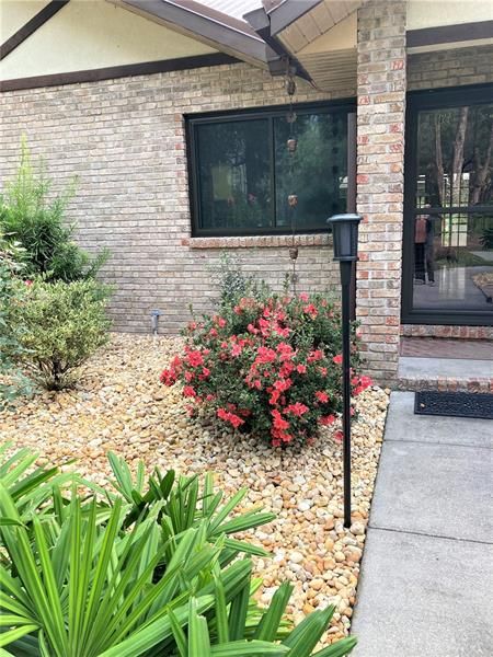 Fron Entrance with easy landscape maintenance