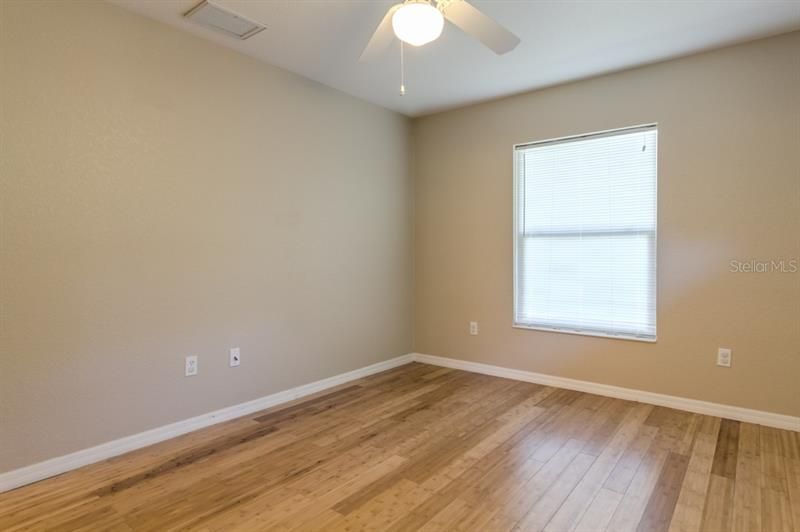 Recently Rented: $1,800 (2 beds, 2 baths, 1325 Square Feet)