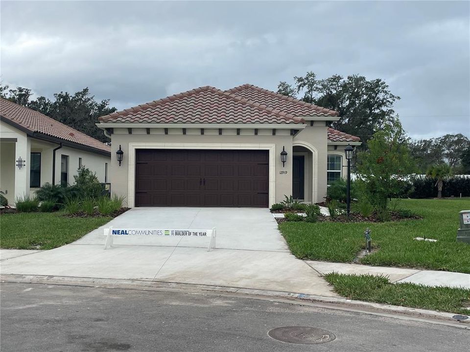 Recently Sold: $647,801 (3 beds, 2 baths, 1764 Square Feet)