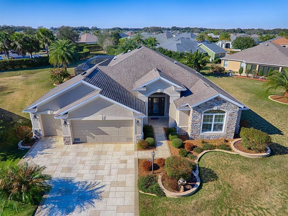 GORGEOUS "LAUREL OAK" WITH BRICK ACCENT EXTERIOR ... POOL AND PRIVACY IN THE VILLAGE OF COLLIER!