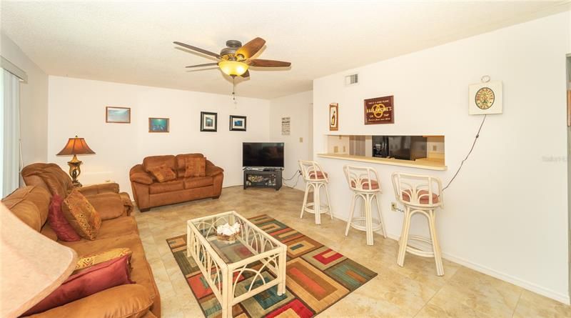 Recently Sold: $600,000 (3 beds, 2 baths, 1509 Square Feet)