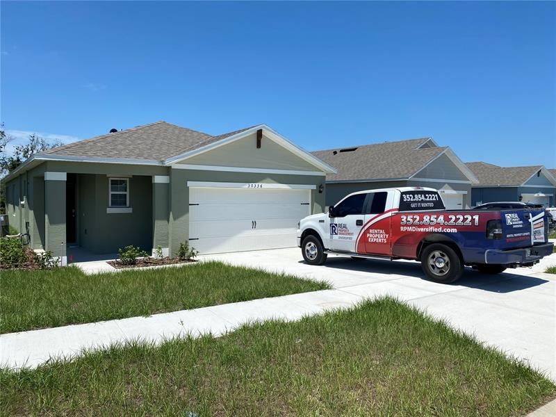 Recently Rented: $1,945 (3 beds, 2 baths, 1614 Square Feet)