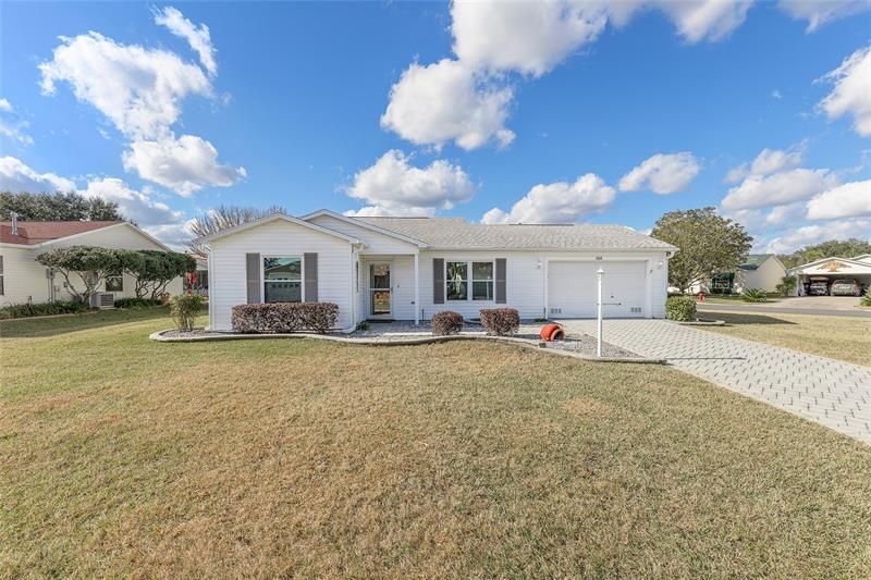 Recently Sold: $298,000 (2 beds, 2 baths, 1268 Square Feet)