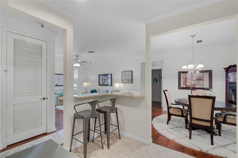 Recently Sold: $493,000 (2 beds, 2 baths, 1328 Square Feet)